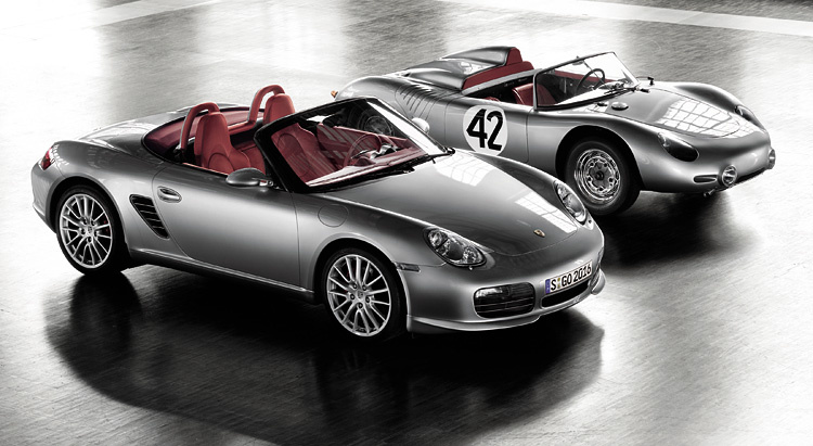 《Porsche 718》車系2016年重返 Porsche 2015年回顧影片大賣關子 《Porsche 718》車系2016年重返 Porsche 2015年回顧影片大賣關子