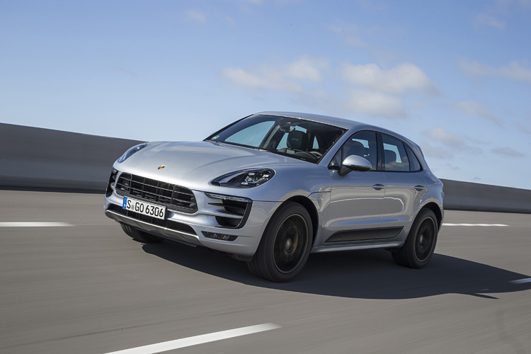 《Porsche 718》車系2016年重返 Porsche 2015年回顧影片大賣關子 《Porsche 718》車系2016年重返 Porsche 2015年回顧影片大賣關子