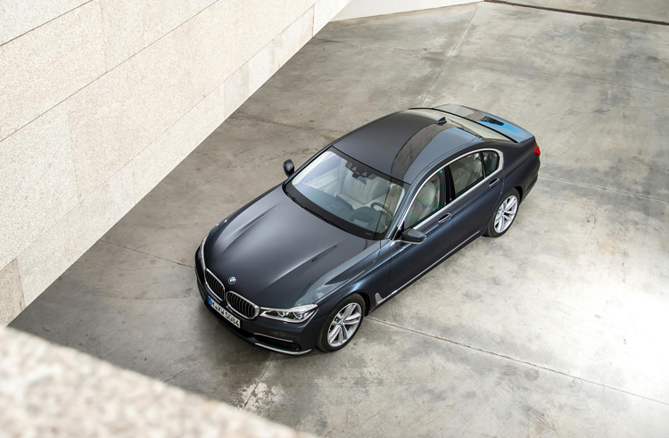 2.0升四缸入門新定義 寶馬《BMW 730i》開價380萬元即日起在台發售 2.0升四缸入門新定義 寶馬《BMW 730i》開價380萬元即日起在台發售