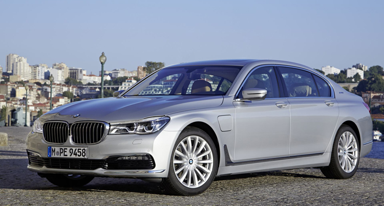 2.0升四缸入門新定義 寶馬《BMW 730i》開價380萬元即日起在台發售 2.0升四缸入門新定義 寶馬《BMW 730i》開價380萬元即日起在台發售