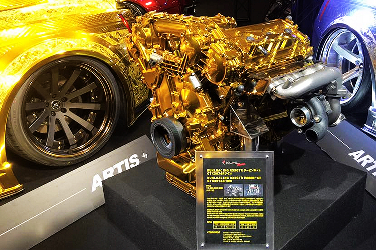 金甲戰神參見 Kuhl-racing打造日產《Nissan GT-R》黃金套件現身2016東京改裝車展 金甲戰神參見 Kuhl-racing打造日產《Nissan GT-R》黃金套件現身2016東京改裝車展