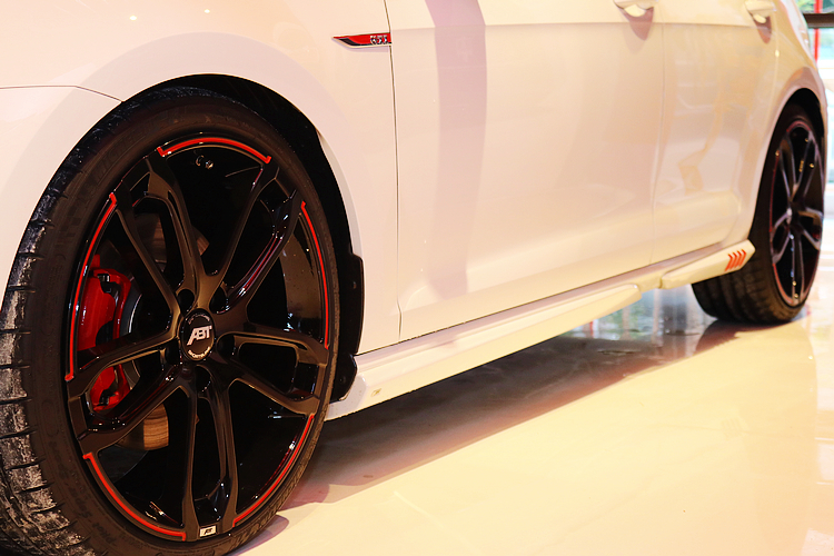ABT Sportsline總代理三一國際旗艦據點開幕 《ABT RS6-R》挾帶730hp暴力現身台灣! ABT Sportsline總代理三一國際旗艦據點開幕 《ABT RS6-R》挾帶730hp暴力現身台灣!