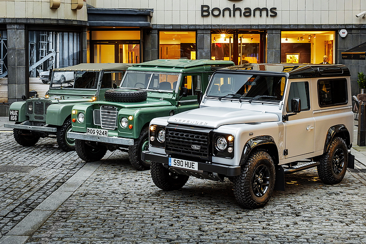 英倫軍用車款典範 最後一輛《Land Rover Defender》步下生產線 英倫軍用車款典範 最後一輛《Land Rover Defender》步下生產線