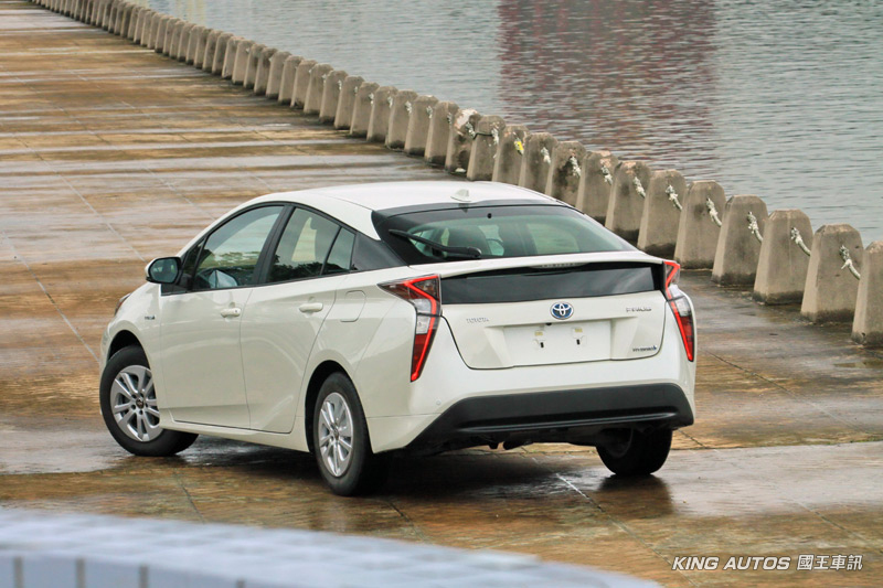持續挑戰自我的先驅 全新第四代豐田《Toyota Prius》試駕初體驗 持續挑戰自我的先驅 全新第四代豐田《Toyota Prius》試駕初體驗