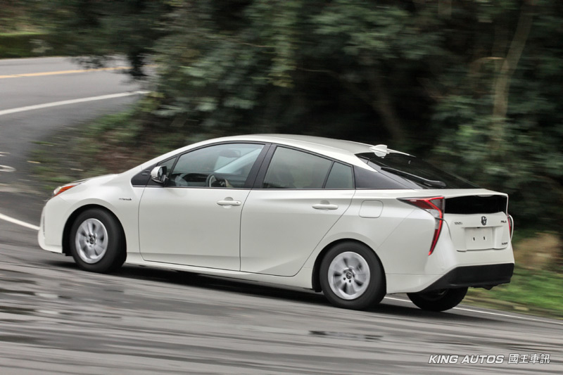 持續挑戰自我的先驅 全新第四代豐田《Toyota Prius》試駕初體驗 持續挑戰自我的先驅 全新第四代豐田《Toyota Prius》試駕初體驗