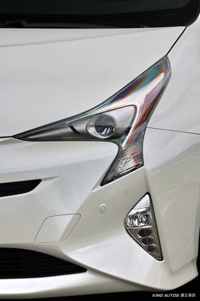 持續挑戰自我的先驅 全新第四代豐田《Toyota Prius》試駕初體驗 持續挑戰自我的先驅 全新第四代豐田《Toyota Prius》試駕初體驗