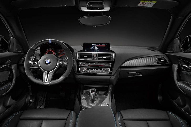 展現輕量化競技風格 《BMW M2》M Performance套件搶眼登場 展現輕量化競技風格 《BMW M2》M Performance套件搶眼登場