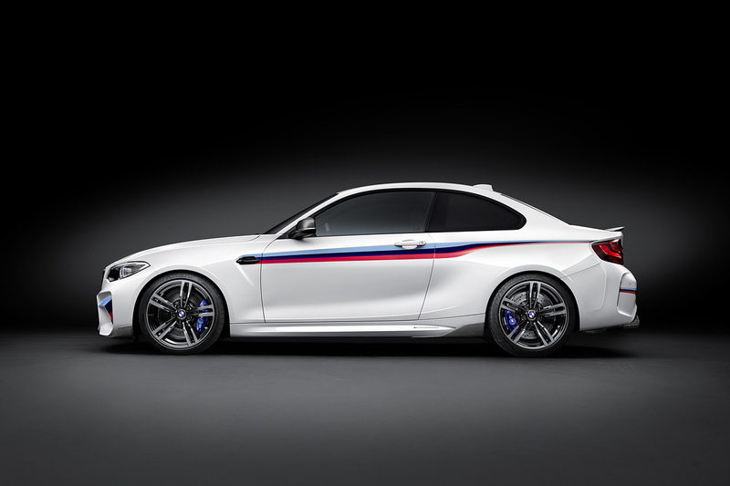 展現輕量化競技風格 《BMW M2》M Performance套件搶眼登場 展現輕量化競技風格 《BMW M2》M Performance套件搶眼登場