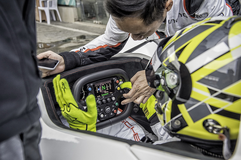 增加座艙空間 擁有極致操控性能的《BAC Mono》追加寬車架版本! 增加座艙空間 擁有極致操控性能的《BAC Mono》追加寬車架版本!