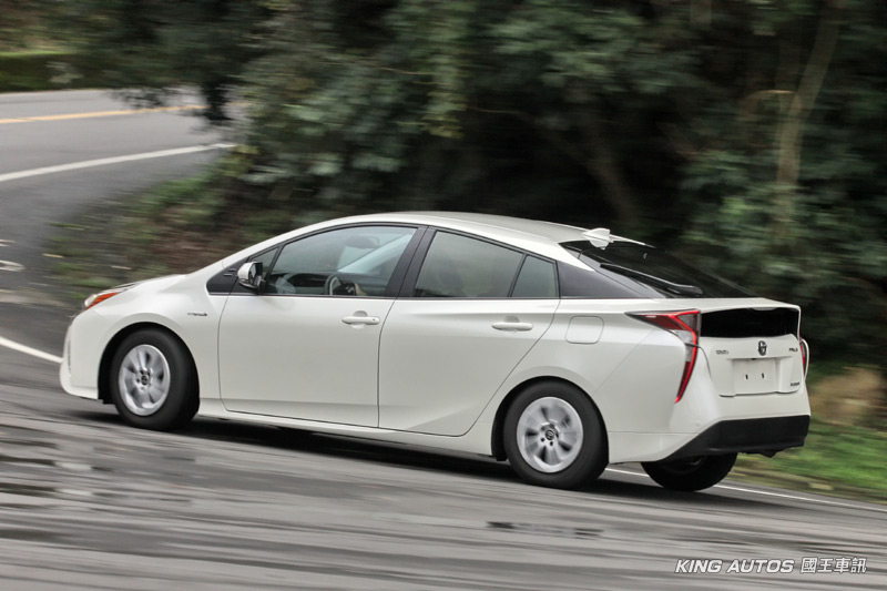 全新Toyota Prius引領氣勢 猴年《和泰汽車》看似退、實為進! 全新Toyota Prius引領氣勢 猴年《和泰汽車》看似退、實為進!