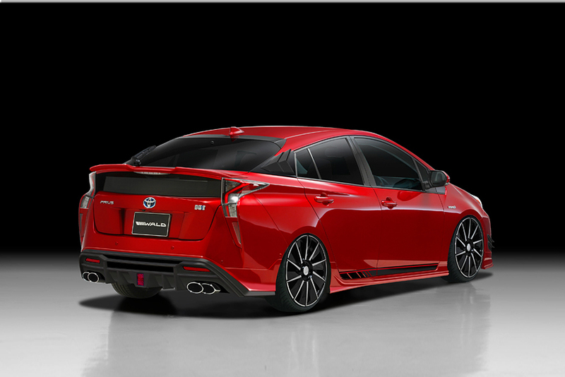 油電也能這麼殺!? Wald International讓《Toyota Prius》更添煞氣 油電也能這麼殺!? Wald International讓《Toyota Prius》更添煞氣