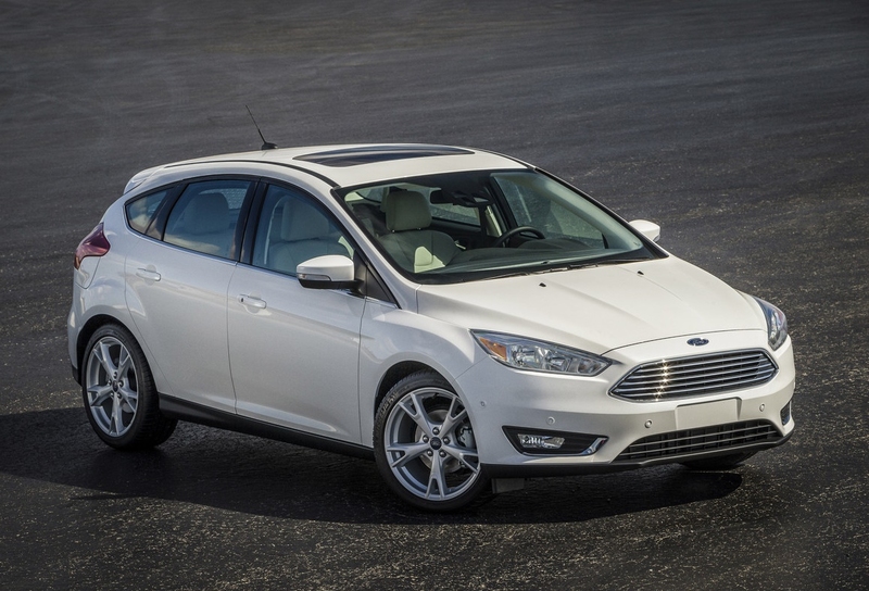 新一代《Ford Focus》測試車被拍? 第四代車型軸距加長,預告2018年登場 新一代《Ford Focus》測試車被拍? 第四代車型軸距加長,預告2018年登場