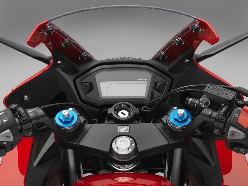 全面武裝!2016年式《Honda CBR500R》預定第二季上市 全面武裝!2016年式《Honda CBR500R》預定第二季上市