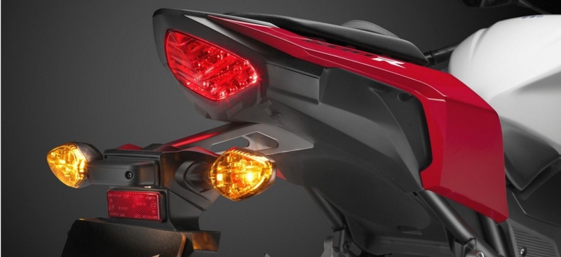 全面武裝!2016年式《Honda CBR500R》預定第二季上市 全面武裝!2016年式《Honda CBR500R》預定第二季上市