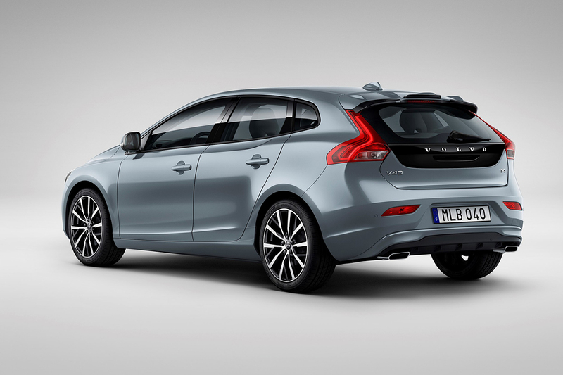 臺灣預計第四季開賣 小改款《Volvo V40》日內瓦車展前夕曝光 臺灣預計第四季開賣 小改款《Volvo V40》日內瓦車展前夕曝光