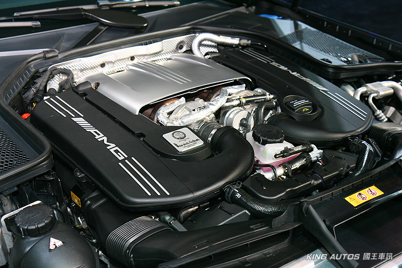 《C 63 S Coupé》暴力先決!賓士《Mercedes-Benz》誓於猴年繼續壯大 《C 63 S Coupé》暴力先決!賓士《Mercedes-Benz》誓於猴年繼續壯大