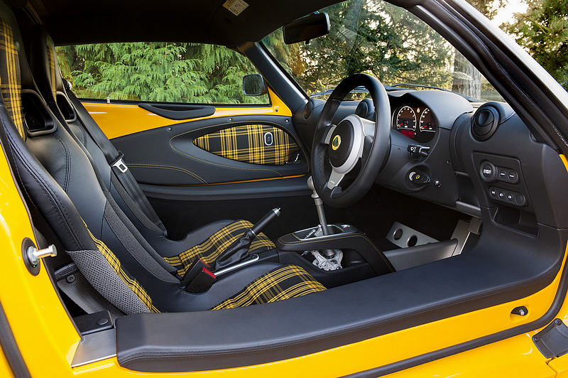 最強輕蓮降臨!《Lotus Exige Sport 350》減重現身2016日內瓦車展 最強輕蓮降臨!《Lotus Exige Sport 350》減重現身2016日內瓦車展