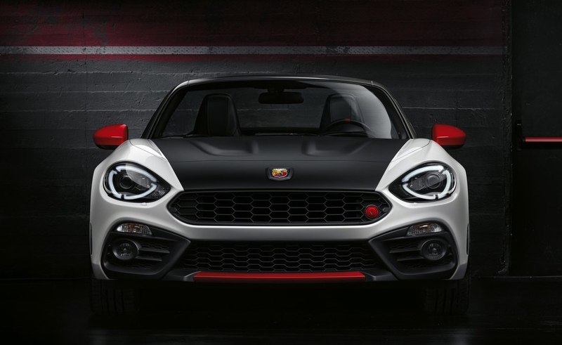 教父級MX-5毒蠍加持!《Abarth 124 Spider》勁裝現身日內瓦車展 教父級MX-5毒蠍加持!《Abarth 124 Spider》勁裝現身日內瓦車展