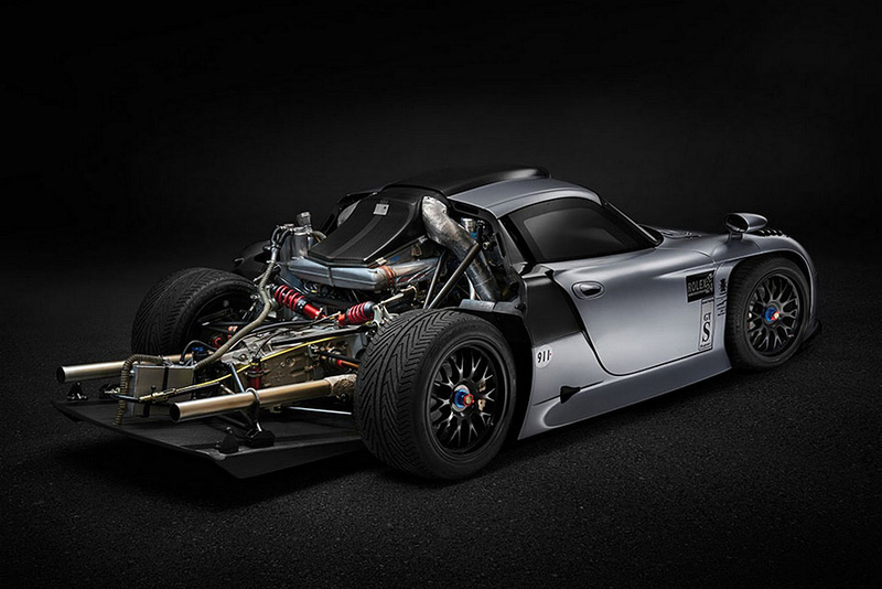身價預估破億新臺幣 道路版《Porsche 911 GT1 Evolution》將現拍賣會場 身價預估破億新臺幣 道路版《Porsche 911 GT1 Evolution》將現拍賣會場
