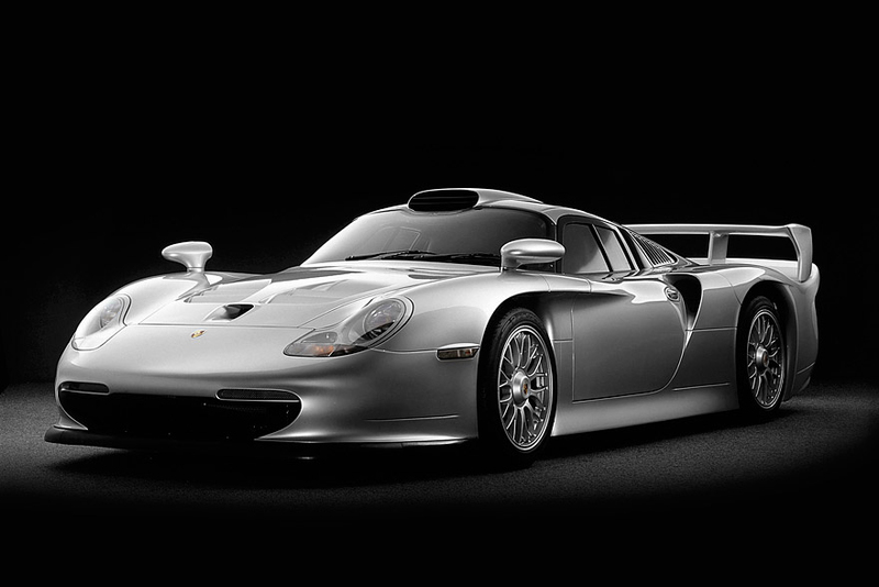 身價預估破億新臺幣 道路版《Porsche 911 GT1 Evolution》將現拍賣會場 身價預估破億新臺幣 道路版《Porsche 911 GT1 Evolution》將現拍賣會場