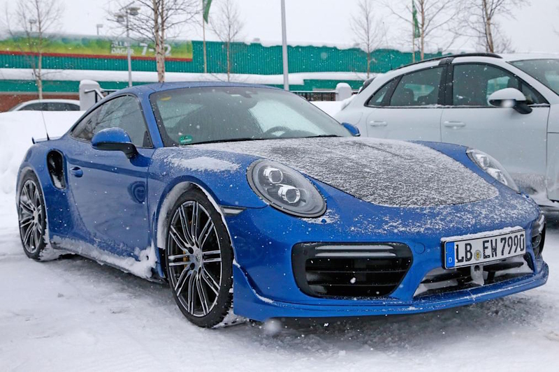 最強911現形上看700匹馬力 新世代《Porsche 911 GT2 RS》測試車雪地展身手 最強911現形上看700匹馬力 新世代《Porsche 911 GT2 RS》測試車雪地展身手
