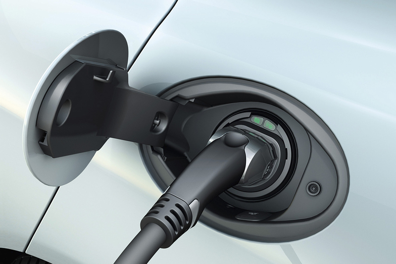 渦輪化的下一步 CEO證實《Porsche》將全面走入油電化時代 渦輪化的下一步 CEO證實《Porsche》將全面走入油電化時代