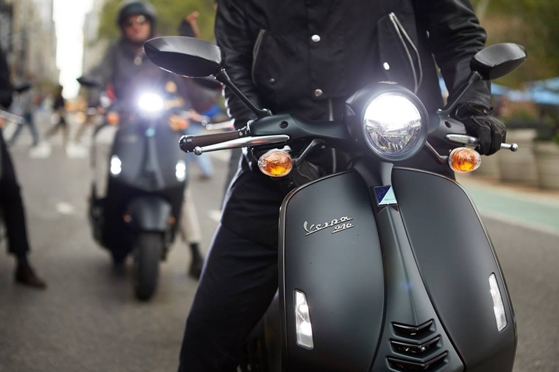 重量級聯名款!《Vespa 946 Emporio Armani》特仕車正式登台 重量級聯名款!《Vespa 946 Emporio Armani》特仕車正式登台