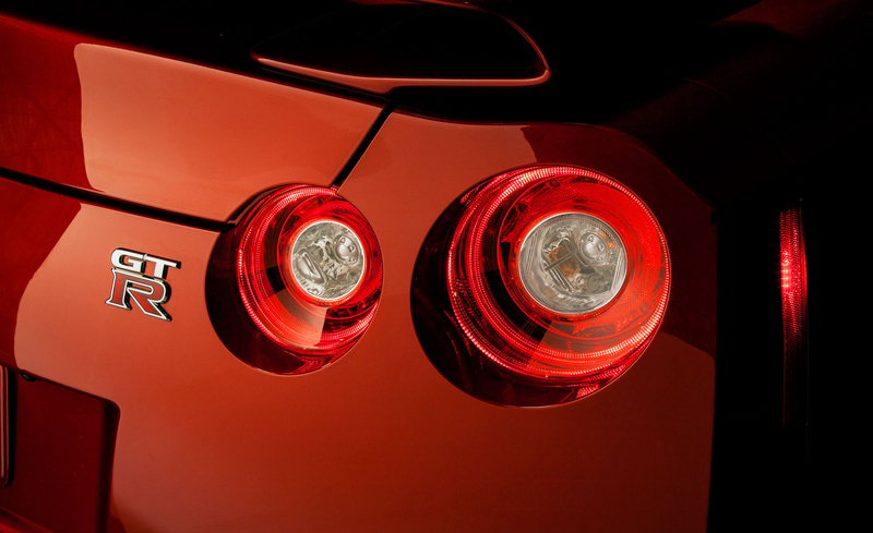 不死戰神!日產《Nissan GT-R》再推2017年式「微改款」新車預告紐約車展亮相 不死戰神!日產《Nissan GT-R》再推2017年式「微改款」新車預告紐約車展亮相