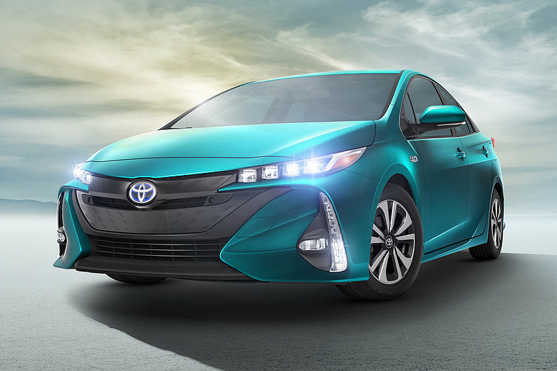 Plug-in Hybrid系統進駐 超節能《Toyota Prius Prime》改頭換面紐約登場! Plug-in Hybrid系統進駐 超節能《Toyota Prius Prime》改頭換面紐約登場!