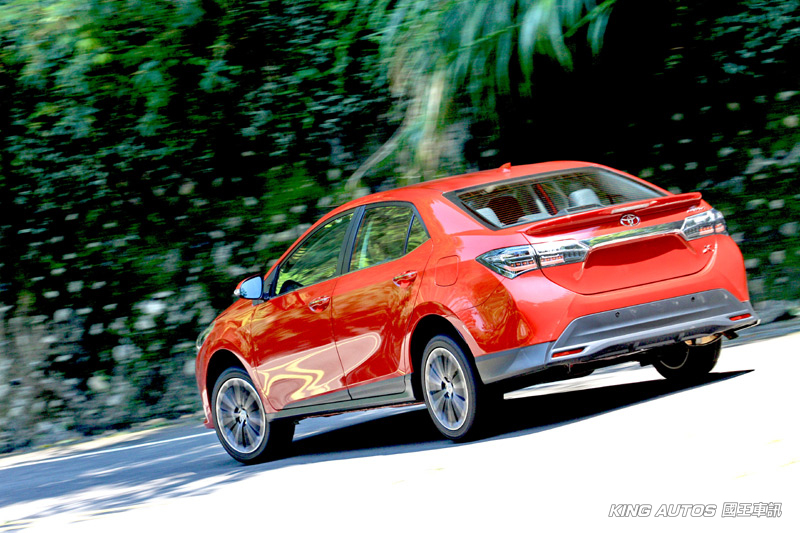 「勁」與「進」的折衷 豐田《Toyota Corolla Altis X》淺嚐測試 「勁」與「進」的折衷 豐田《Toyota Corolla Altis X》淺嚐測試