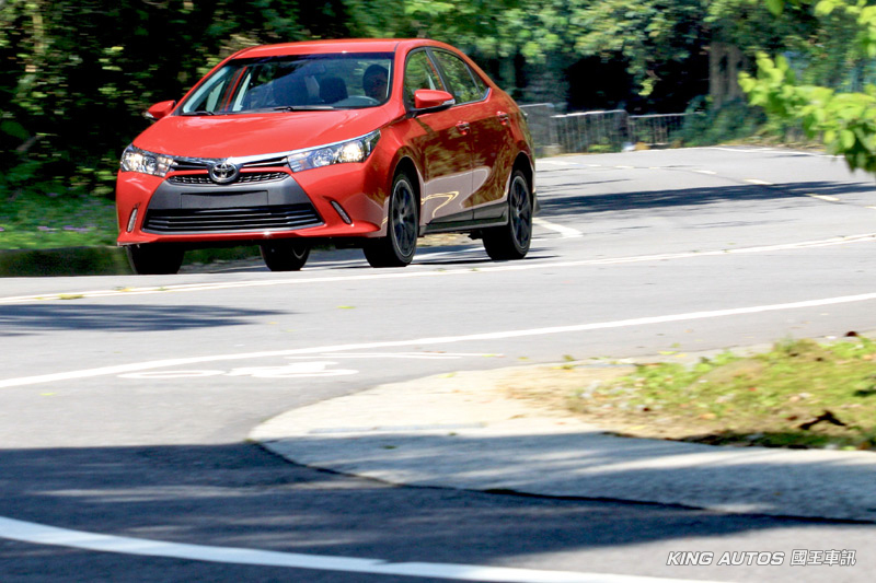 「勁」與「進」的折衷 豐田《Toyota Corolla Altis X》淺嚐測試 「勁」與「進」的折衷 豐田《Toyota Corolla Altis X》淺嚐測試