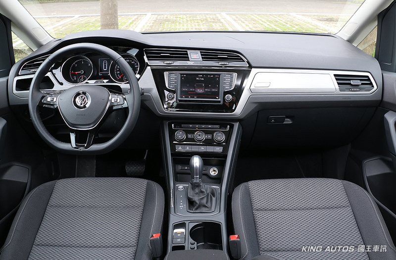 Touran全新車型追加 福斯《Volkswagen》四月份全車系優惠持續中 Touran全新車型追加 福斯《Volkswagen》四月份全車系優惠持續中