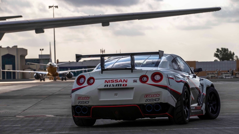 加速破300km/h不稀奇!日產《Nissan GT-R Nismo》改裝車打破世界最速甩尾紀錄! 加速破300km/h不稀奇!日產《Nissan GT-R Nismo》改裝車打破世界最速甩尾紀錄!