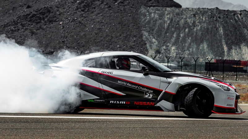 加速破300km/h不稀奇!日產《Nissan GT-R Nismo》改裝車打破世界最速甩尾紀錄! 加速破300km/h不稀奇!日產《Nissan GT-R Nismo》改裝車打破世界最速甩尾紀錄!