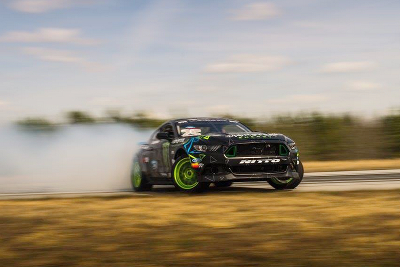 900hp瘋馬亮相!Formula D冠軍車手Vaughn Gittin Jr.最新戰駒《Ford Mustang RTR》登場 900hp瘋馬亮相!Formula D冠軍車手Vaughn Gittin Jr.最新戰駒《Ford Mustang RTR》登場