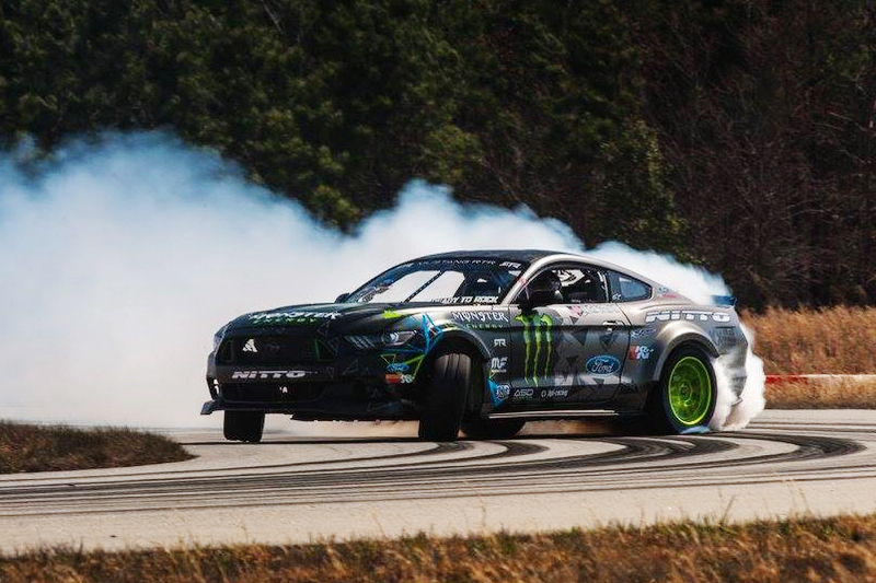 900hp瘋馬亮相!Formula D冠軍車手Vaughn Gittin Jr.最新戰駒《Ford Mustang RTR》登場 900hp瘋馬亮相!Formula D冠軍車手Vaughn Gittin Jr.最新戰駒《Ford Mustang RTR》登場