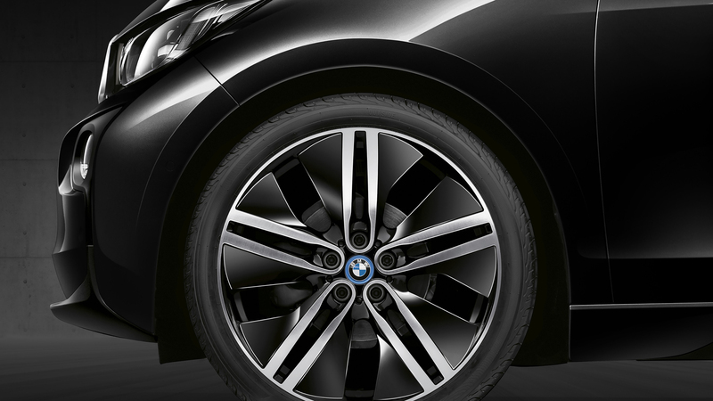小改前的最後一發?日本限定《BMW i3 Carbonight》精裝特式車限量發售 小改前的最後一發?日本限定《BMW i3 Carbonight》精裝特式車限量發售
