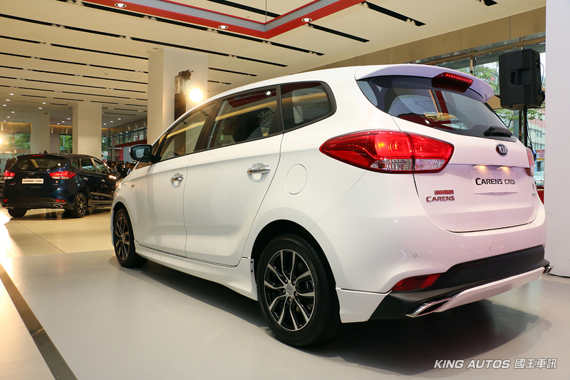 限量40輛運動化風格 《Kia Carens CRDi極現運動版》93.5萬元起發表上市 限量40輛運動化風格 《Kia Carens CRDi極現運動版》93.5萬元起發表上市