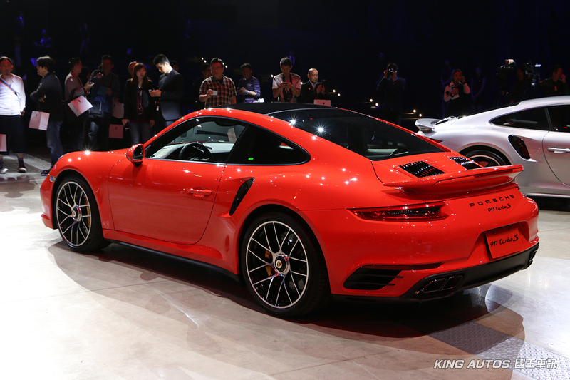 排氣量縮減動力不減 小改《Porsche 911》538萬元登臺開賣 排氣量縮減動力不減 小改《Porsche 911》538萬元登臺開賣