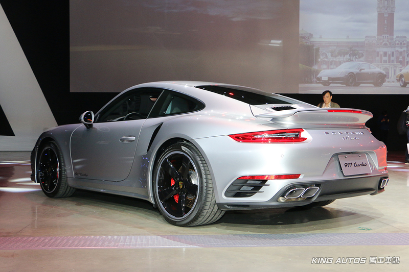 排氣量縮減動力不減 小改《Porsche 911》538萬元登臺開賣 排氣量縮減動力不減 小改《Porsche 911》538萬元登臺開賣