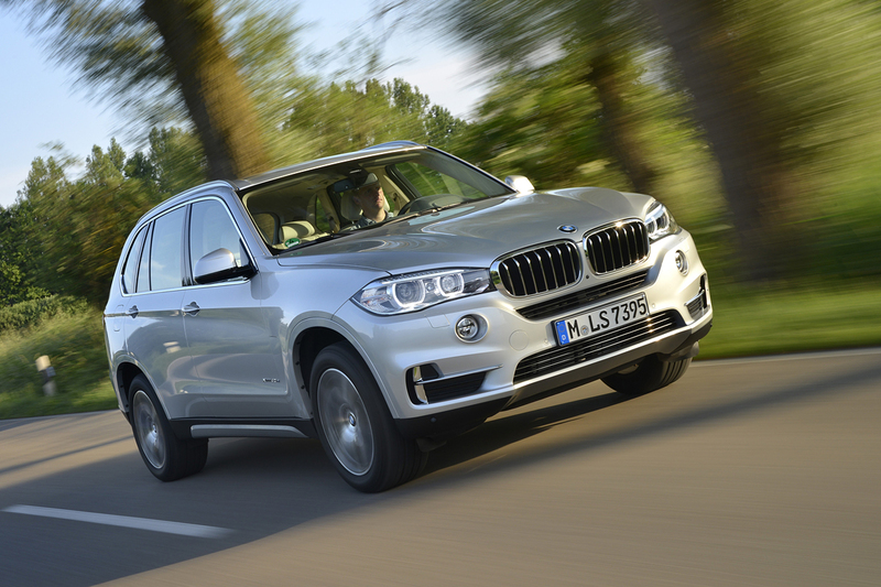 與《BMW X7》共享平台 大改款《X5》傳2017年年底現身 與《BMW X7》共享平台 大改款《X5》傳2017年年底現身