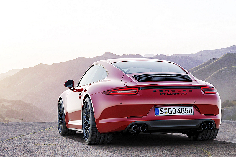 雙渦輪動力確認上身 即將登場的《Porsche 911 Carrera GTS》馬力上看450hp! 雙渦輪動力確認上身 即將登場的《Porsche 911 Carrera GTS》馬力上看450hp!