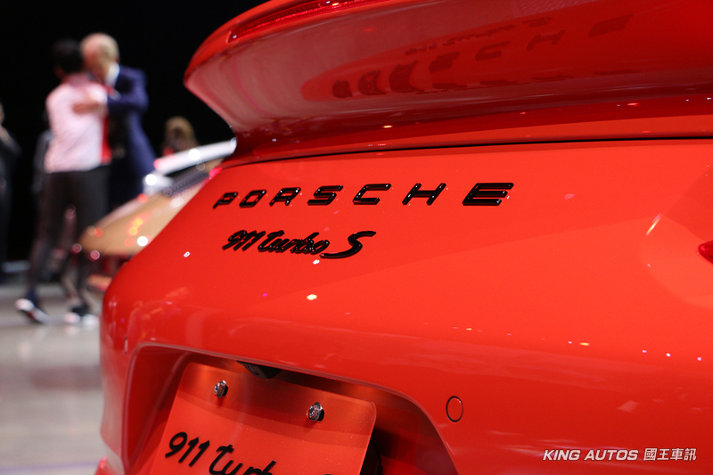 排氣量縮減動力不減 小改《Porsche 911》538萬元登臺開賣 排氣量縮減動力不減 小改《Porsche 911》538萬元登臺開賣