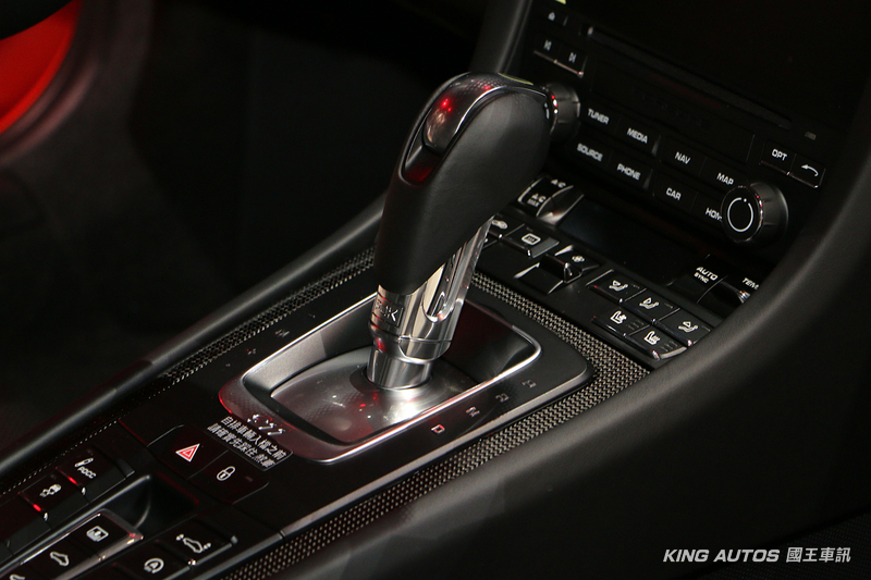 排氣量縮減動力不減 小改《Porsche 911》538萬元登臺開賣 排氣量縮減動力不減 小改《Porsche 911》538萬元登臺開賣