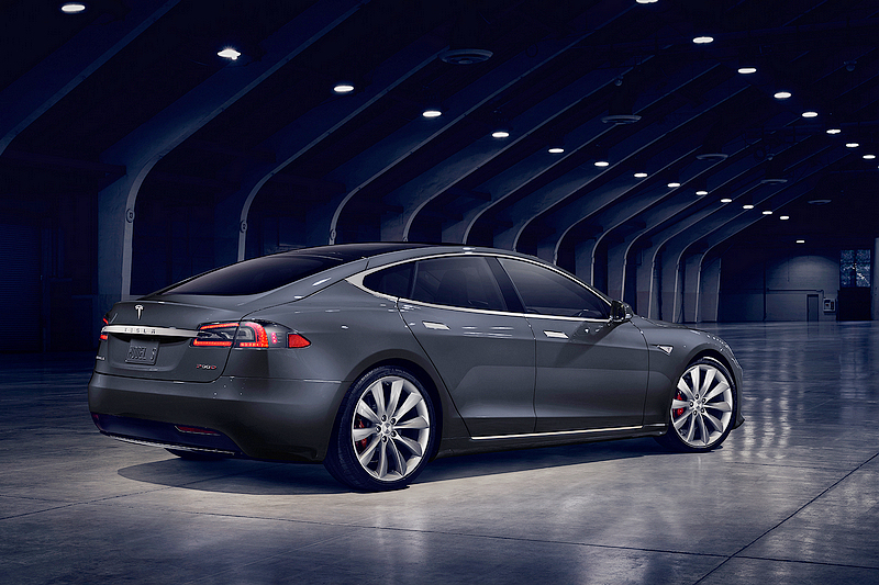 行駛里程達到488公里 改款《Tesla Model S 90D》成續航力最強電動車 行駛里程達到488公里 改款《Tesla Model S 90D》成續航力最強電動車