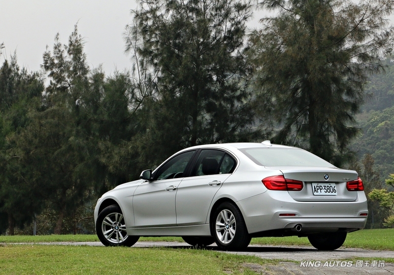 豪華房車搭上3缸引擎潮流 ─《BMW 318i》入門不減魅力 豪華房車搭上3缸引擎潮流 ─《BMW 318i》入門不減魅力