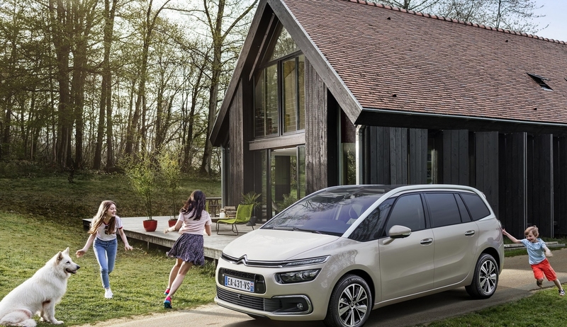 家族化設計搭新動力 小改款《Citroen C4 Picasso/Grand C4 Picasso》歐洲發表 家族化設計搭新動力 小改款《Citroen C4 Picasso/Grand C4 Picasso》歐洲發表