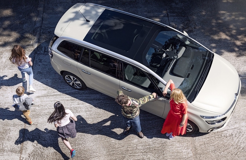 家族化設計搭新動力 小改款《Citroen C4 Picasso/Grand C4 Picasso》歐洲發表 家族化設計搭新動力 小改款《Citroen C4 Picasso/Grand C4 Picasso》歐洲發表