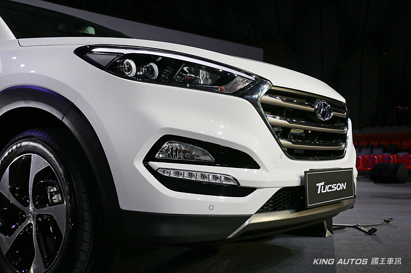 正式售價再降!全新現代《Hyundai Tucson》82.9萬元起強勢問鼎SUV市場 正式售價再降!全新現代《Hyundai Tucson》82.9萬元起強勢問鼎SUV市場