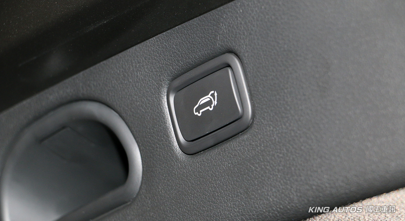 正式售價再降!全新現代《Hyundai Tucson》82.9萬元起強勢問鼎SUV市場 正式售價再降!全新現代《Hyundai Tucson》82.9萬元起強勢問鼎SUV市場